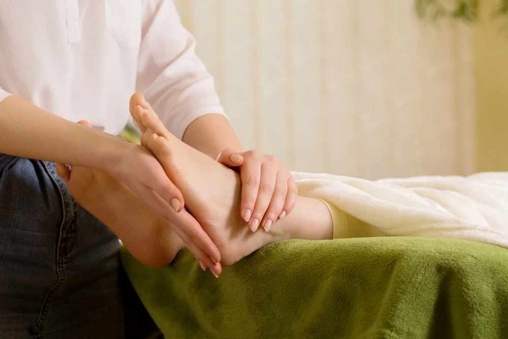 best-foot-reflexology-massage-chennai-river-day-spa
