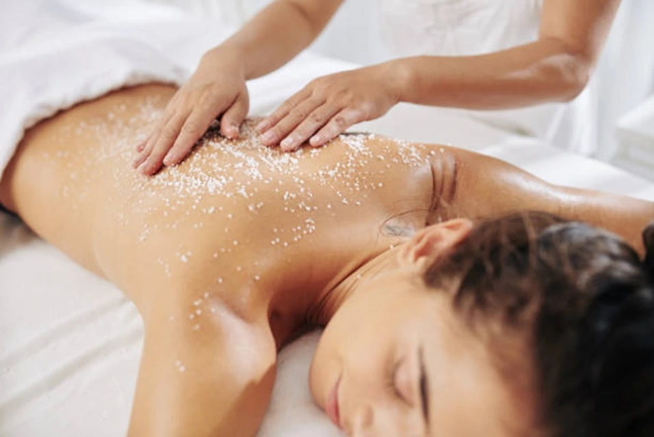 luxurious-body-scrub-treatment-at-river-salon-and-day-spa