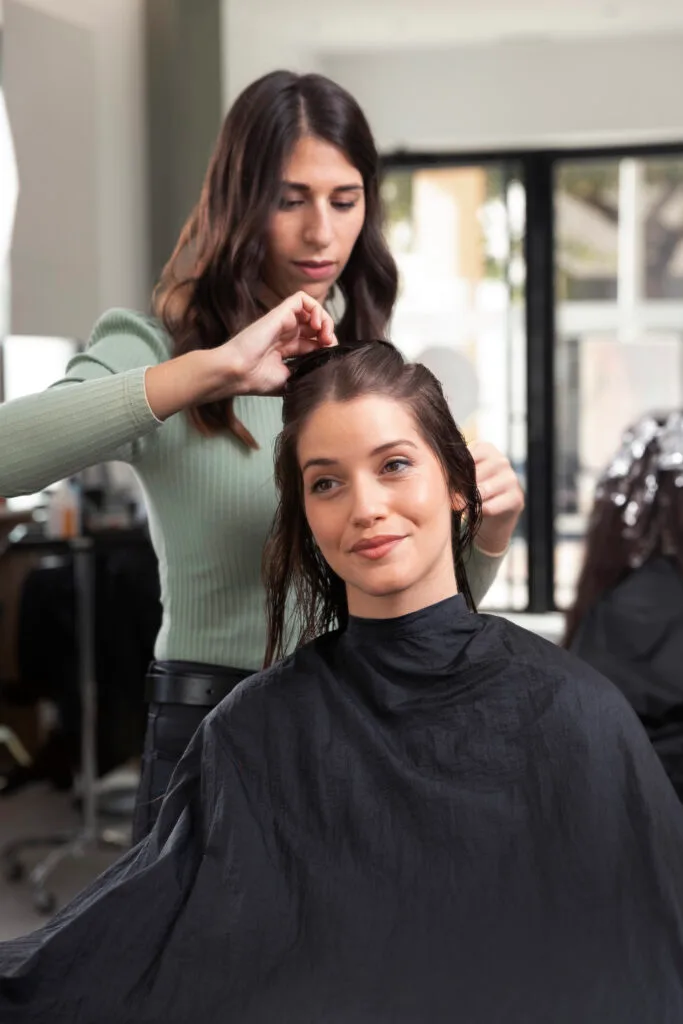 best-beauty-parlour-tirupur-river-day-spa